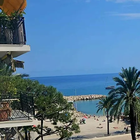 Apartment - Luxe Climatise- Vue Et Bord De - *