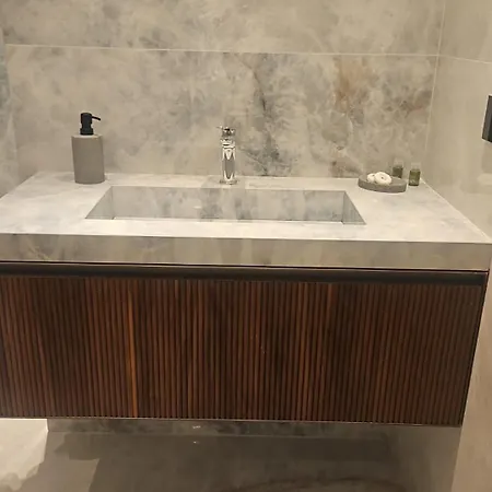 Apartman - Luxe Climatise- Vue Et Bord De - Menton